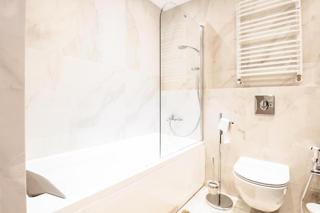 Jacuzzi Spa Prestige 克拉科夫 外观 照片